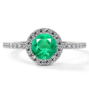 Classic Round Emerald Halo Ring with Prong Set Diamonds (1.05cttw)- REM001-6X6-AA
