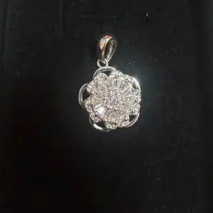 zirconia pendant