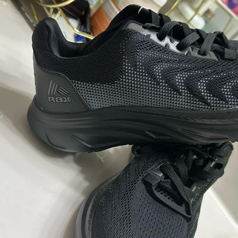 Shoe