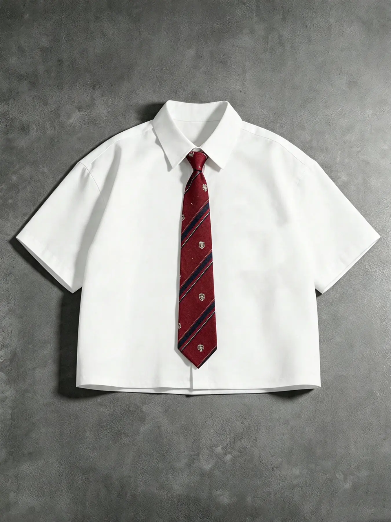 Unisex White Cropped Baggy Short Sleeve Shirt, Preppy Y2K Retro Streetwear Fashion Top with Badge Tie, Casual Daily Wear