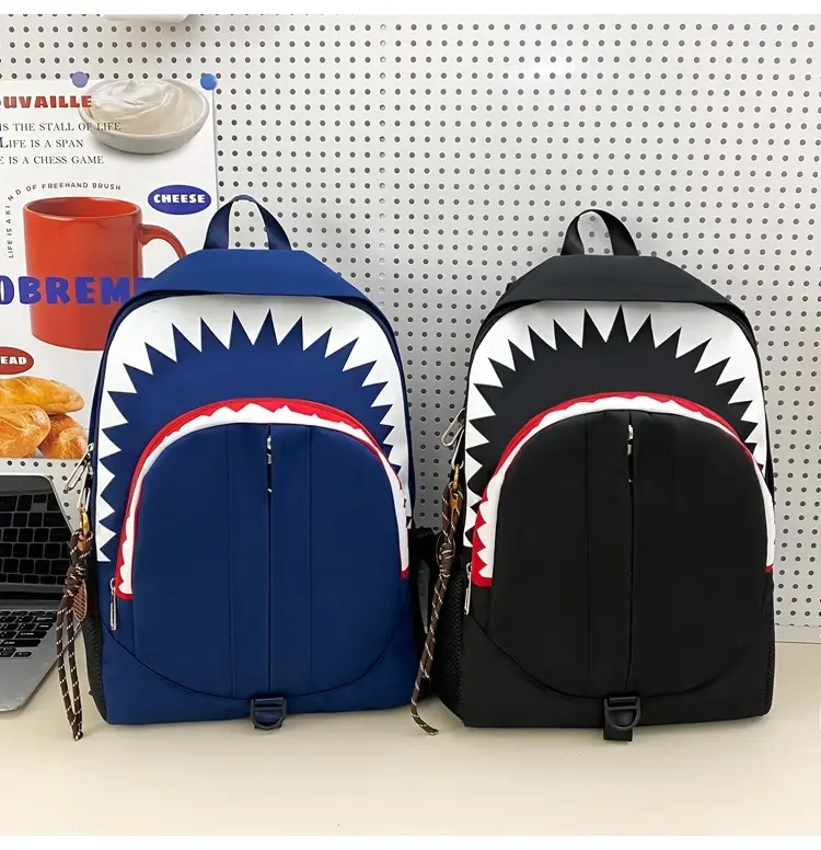 Glow-In-The-Dark Shark Teeth Large-Capacity Backpack, Trendy Streetwear Daypack for Students, Casual Travel & Daily Commute School Bag