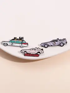 3Pcs Vintage Movie Car Brooch, Zinc Alloy Enamel Material, Classic Film Automotive Badges, Unisex Design, Daily Collection Accessory Gift