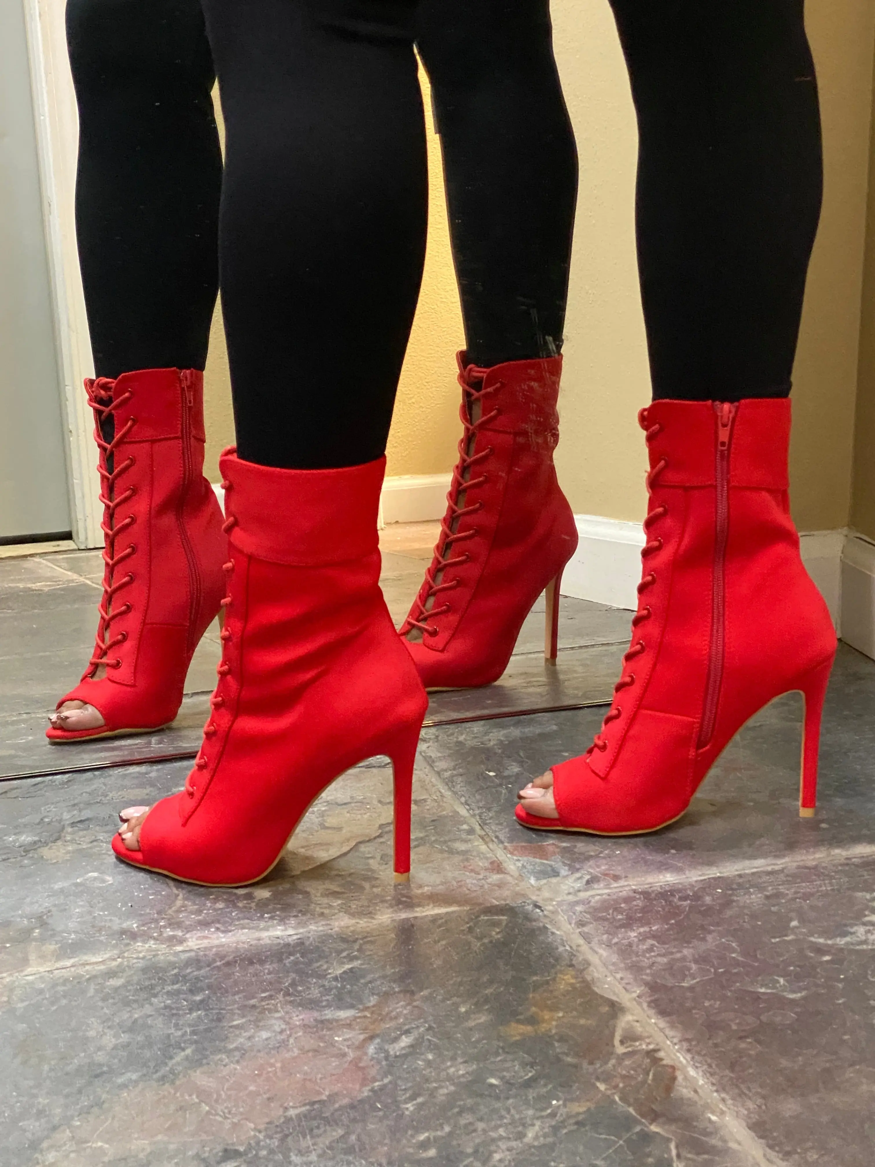 Chic Babe Red Chic Babe Red