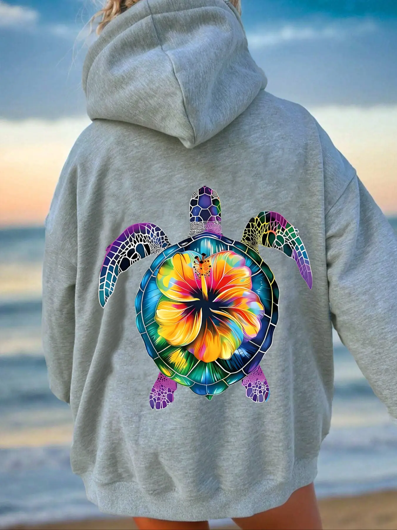 Chic Women's Turtle Print Hoodie with Drawstring Detail & Pocket, Casual Long Sleeve Pullover, Fall Winter Wear