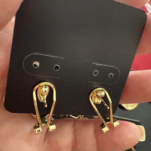 GREEN Flower Earrings