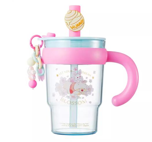 MINISO Disney Sakura Season Series Dun Dun Handheld TRITAN Cup 700mL Winnie the Pooh BPA-Free Drinkware for Cold & Hot Beverages - Bottle