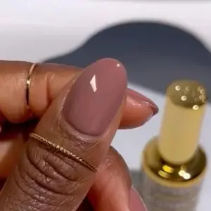 DND DC 75 TIRAMISU SLICE Gel and Lacquer Duo nail care nail art