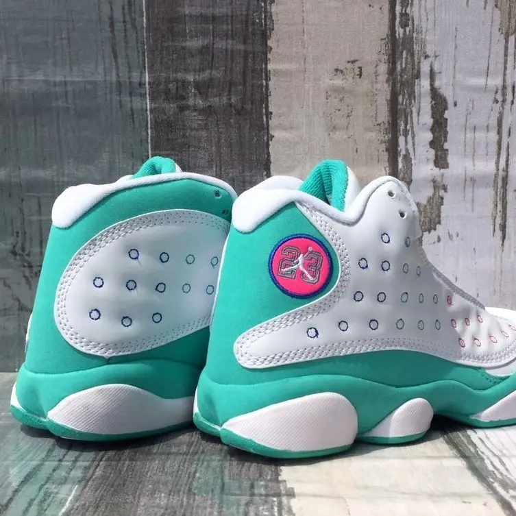 Brand New Unisex White & Mint Green Nubuck-Upper Retro Mid-Top Basketball Sneakers, Colorful Star Pattern, White Rubber Outsole, Reliable Traction Casual Sports Shoes With Original Box