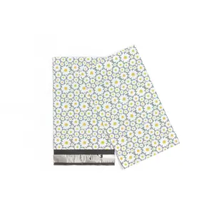 Daisy Flower Polymailers 6"x9" - Ideal for Shipping Letters and Small Packages
