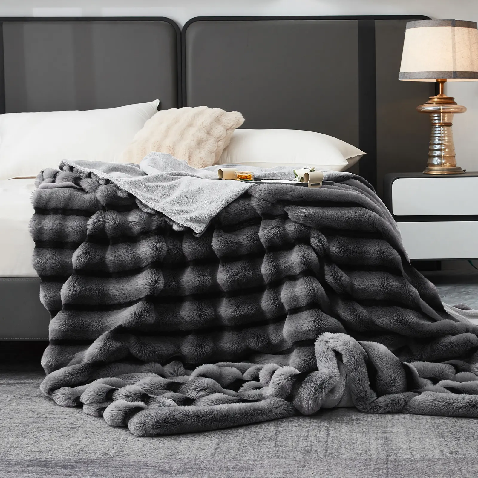 Bekrvio- Extra Large Chunky Knit Faux Fur Throw Lola Blanket, Gray Soft Oatmeal Lilac Faux Rabbit Fur & Plush Flannel Double-Sided Design, Warm Cozy Bubble Sherpa Blanket, Lightweight for Sofa Couch Bedroom Living Room Ultra-Soft Double-Layer Fleece