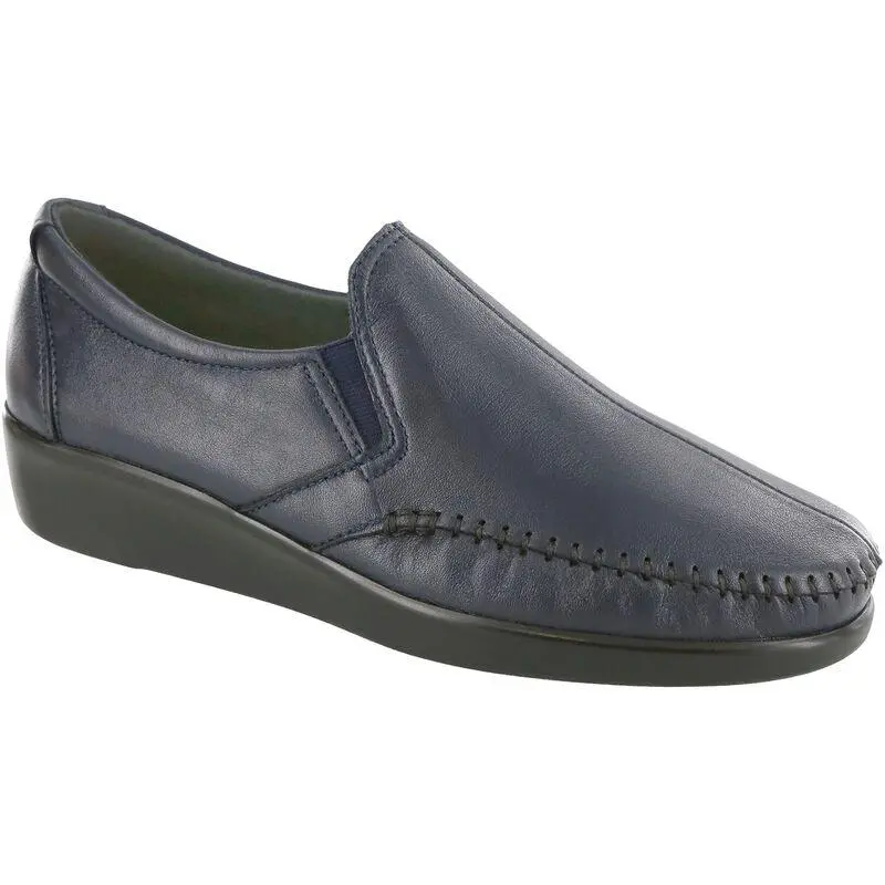 SAS Women's Dream Slip On Loafer NAVY