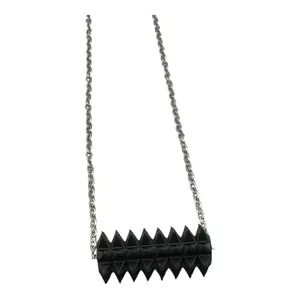 TexturedTouch Necklace – Spiky