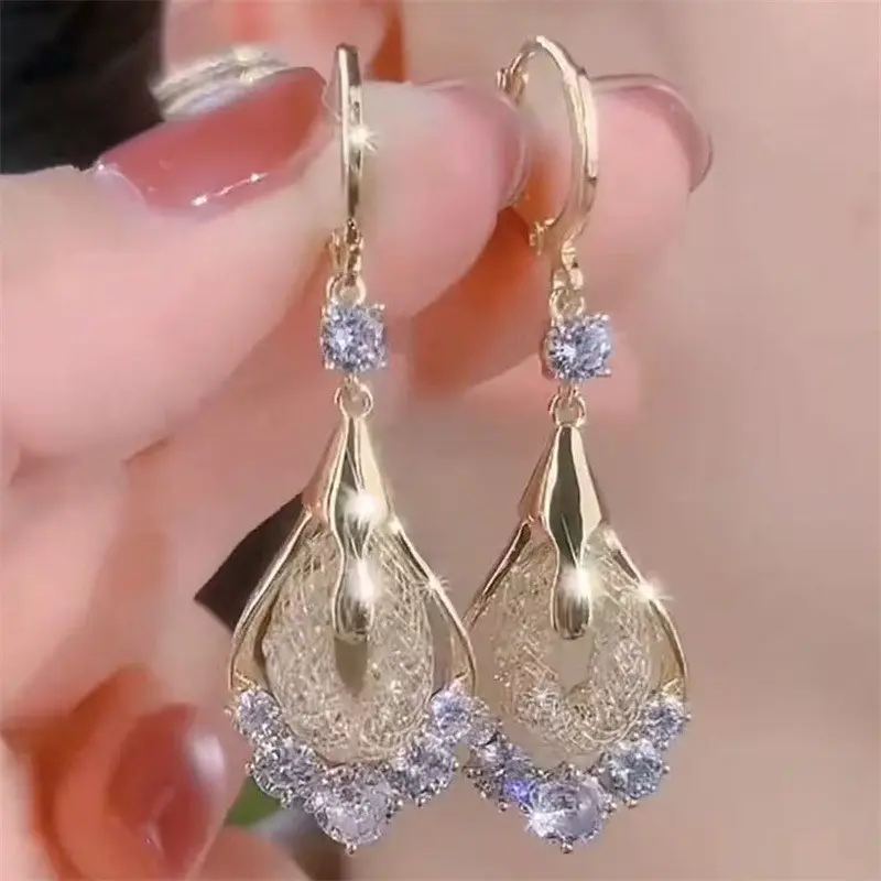 Elegant Crystal Teardrop Party Earrings, Sparkling Decor, Perfect for Daily Wear, Parties, Holidays, Ideal Gift for Women