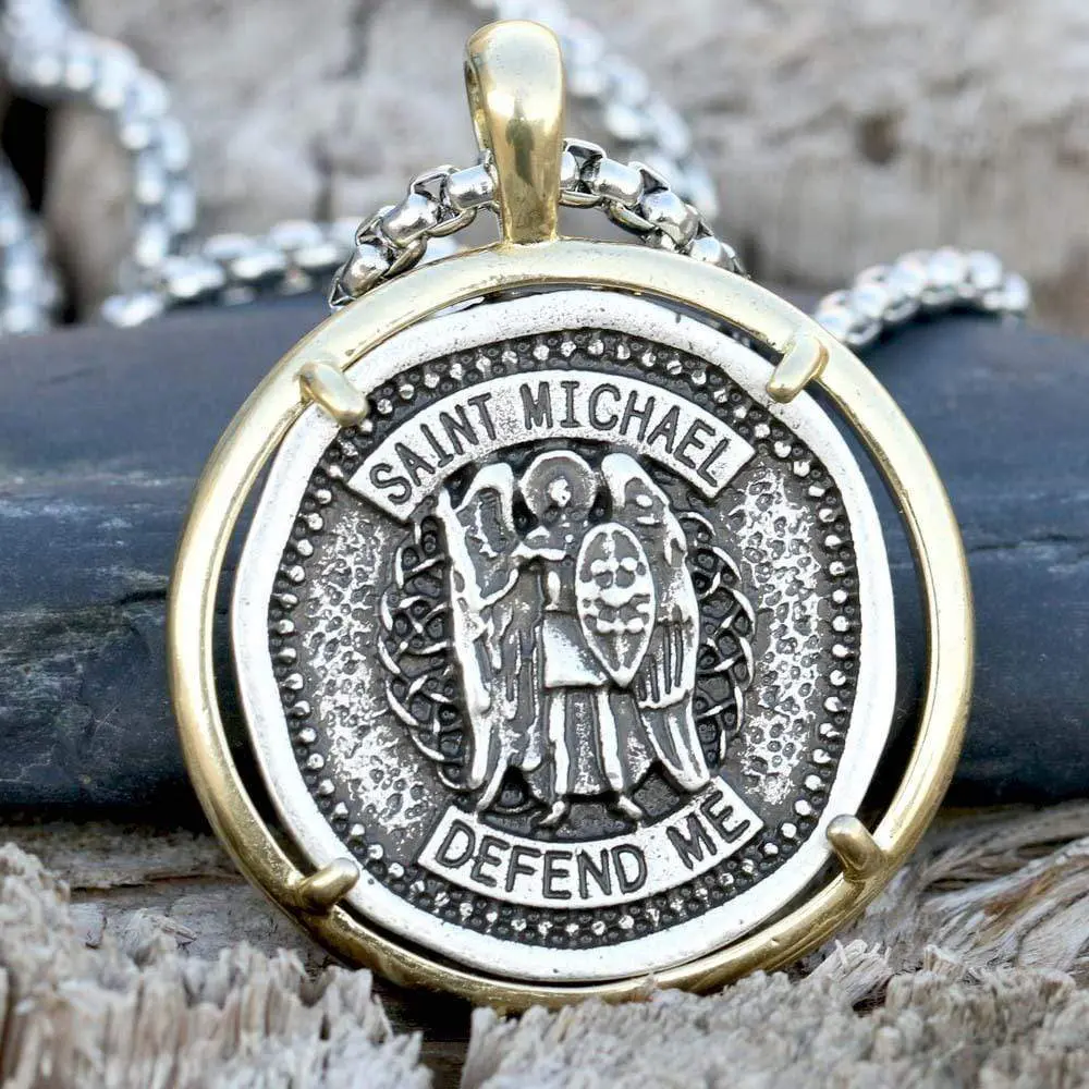 GTHIC Unisex 60cm Stainless Steel Archangel Saint Michael Coin Pendant Necklace, Religious Jewelry, Daily Wear Fashion Accessory, Birthday Gift, Stainless Steel Necklaces