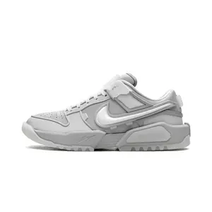Dunk Genesis Low "RTFKT Ghost (Edition of 8461)" HQ3034 001
