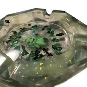Custom Ashtrays , Handmade Epoxy Smoking Accessories