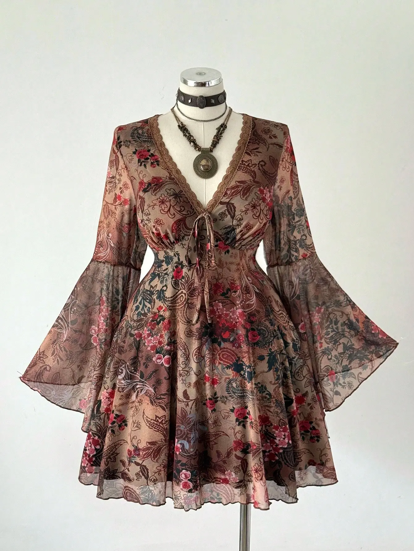 Sunspun Plus Size Elegant Vintage Fall Floral Print Flare Sleeve Dress - TikTok Shop Sunspun Plus Size Elegant Vintage Fall Floral Print Flare Sleeve Dress - TikTok Shop