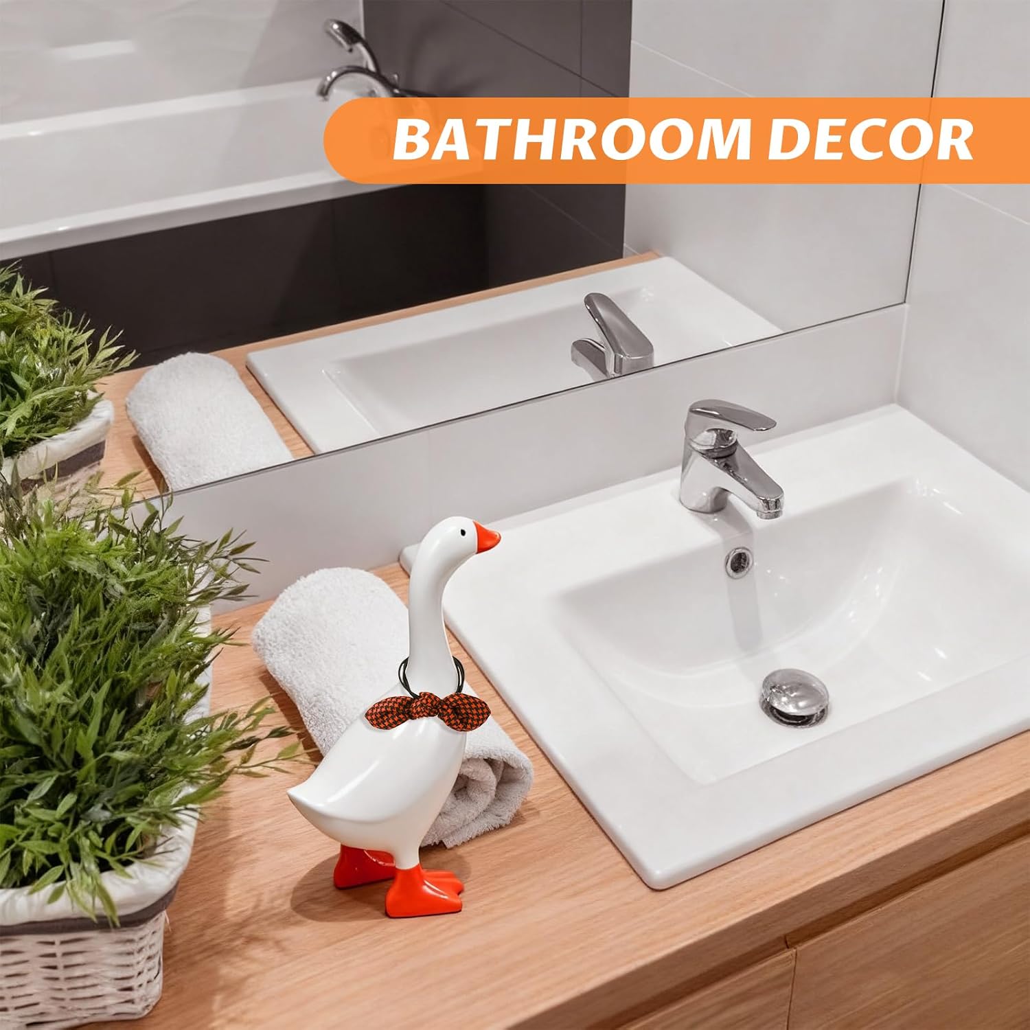 Cute Magnetic Goose Key Holder, Fun Duck Key Hanger with Strong Magnet, Unique Resin Key Organizer for Entryway, Desk & Home Decor, Cool Funny Gift for Friends, TikTok Viral