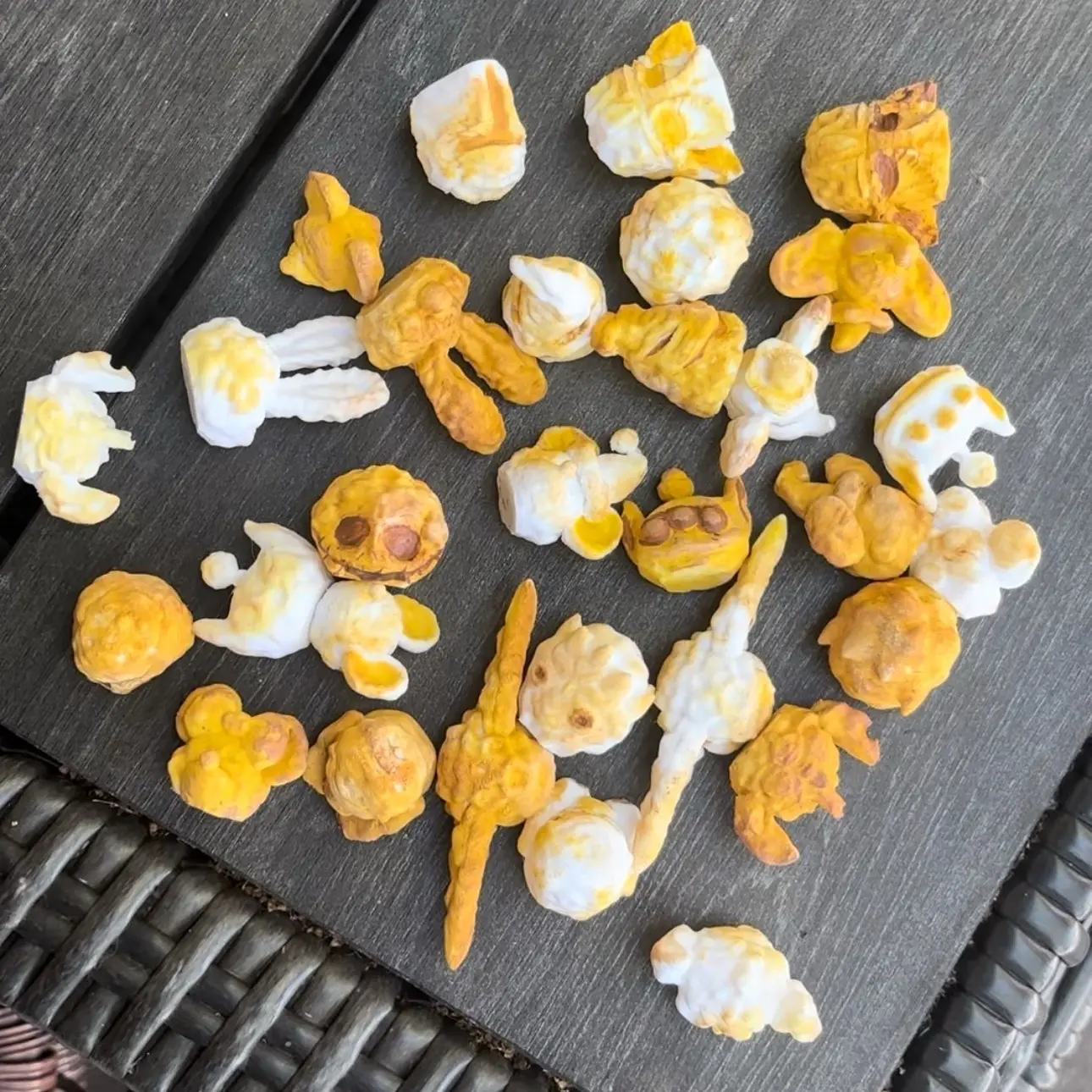 Customizable Scented Popcorn Magnets - Choose Any 6 heads! Join the fun!️️