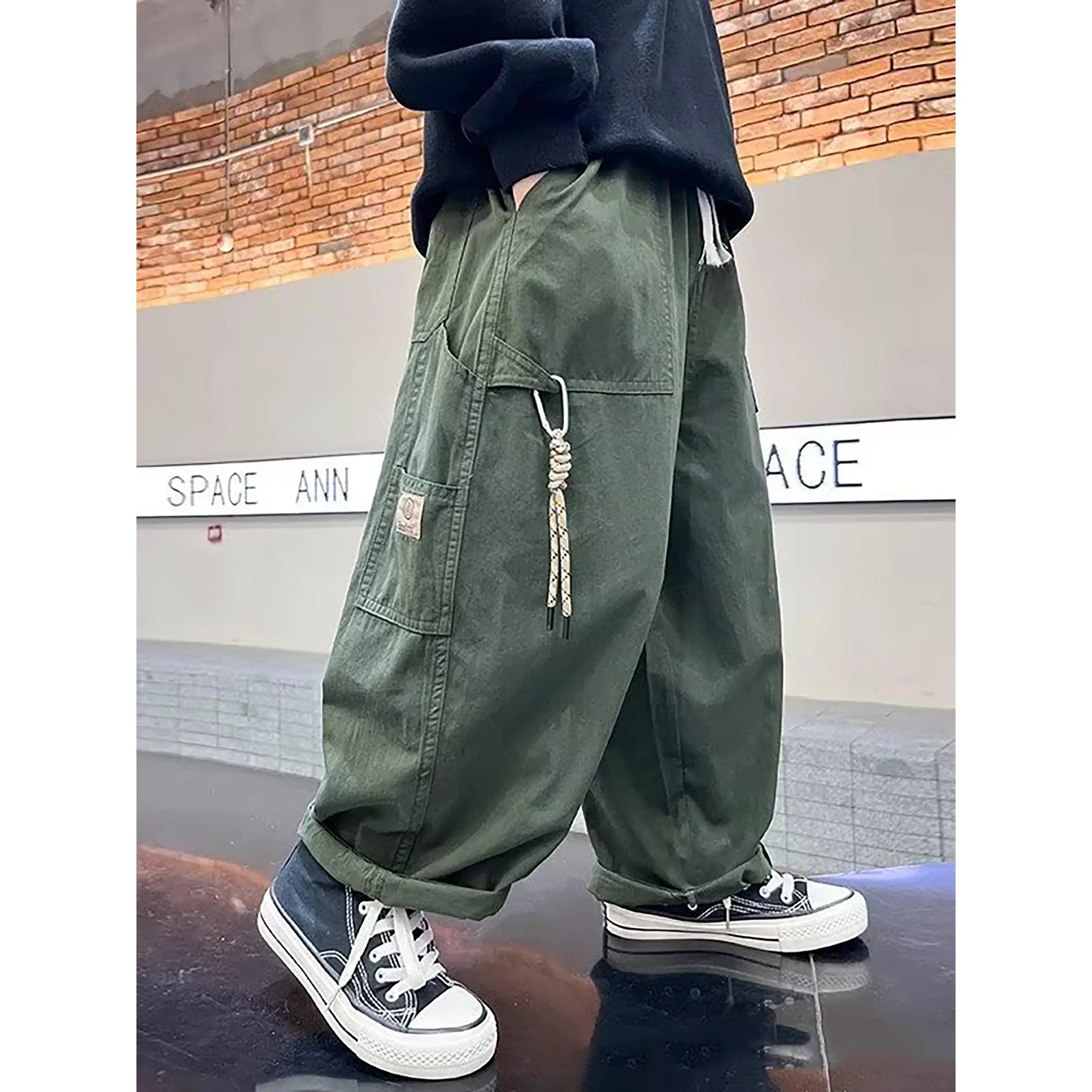Boys' Spring & Autumn Casual Wide-Leg Cargo Pants with Multi-Pocket Design, Loose-Fit Drawstring Waist & Belt Loops - Olive Green Durable Trousers for Daily Outings, Parties, School & Play |   Stylish & Comfortable Workwear-Inspired Pants for Boys