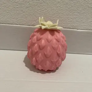 Squishy pineapple