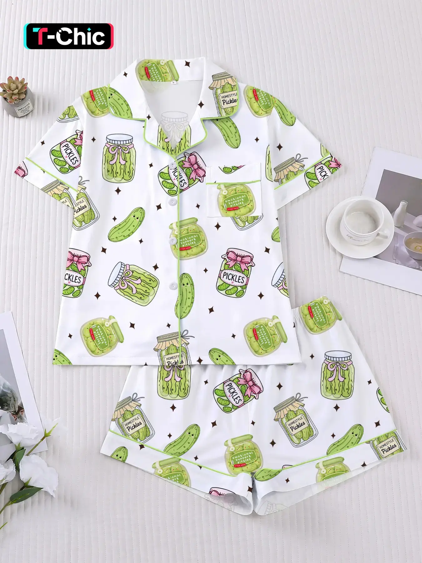 Women's 2-Piece Pajama Set, Nightwear, Pjs, Cartoon Print, Casual Fitted Style, Short Sleeve Shirt & Elastic Shorts, Comfortable Home Wear, Loungewear, Romantic Gift, Homewear, Pajama Lounge Sets