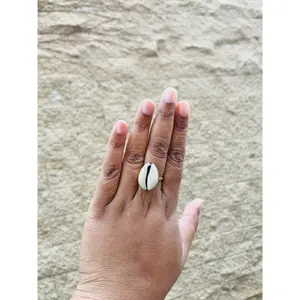 Single Cowrie Ring