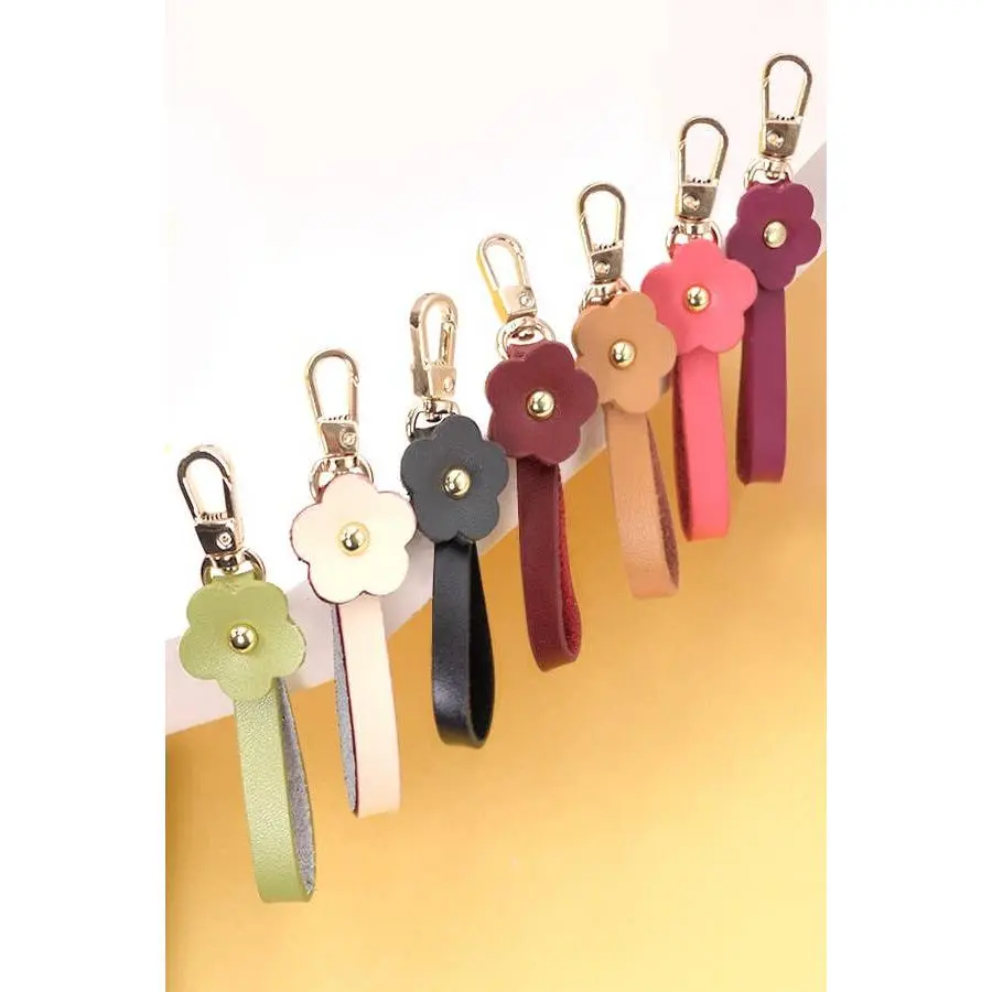 Leather Daisy Floral Keychain