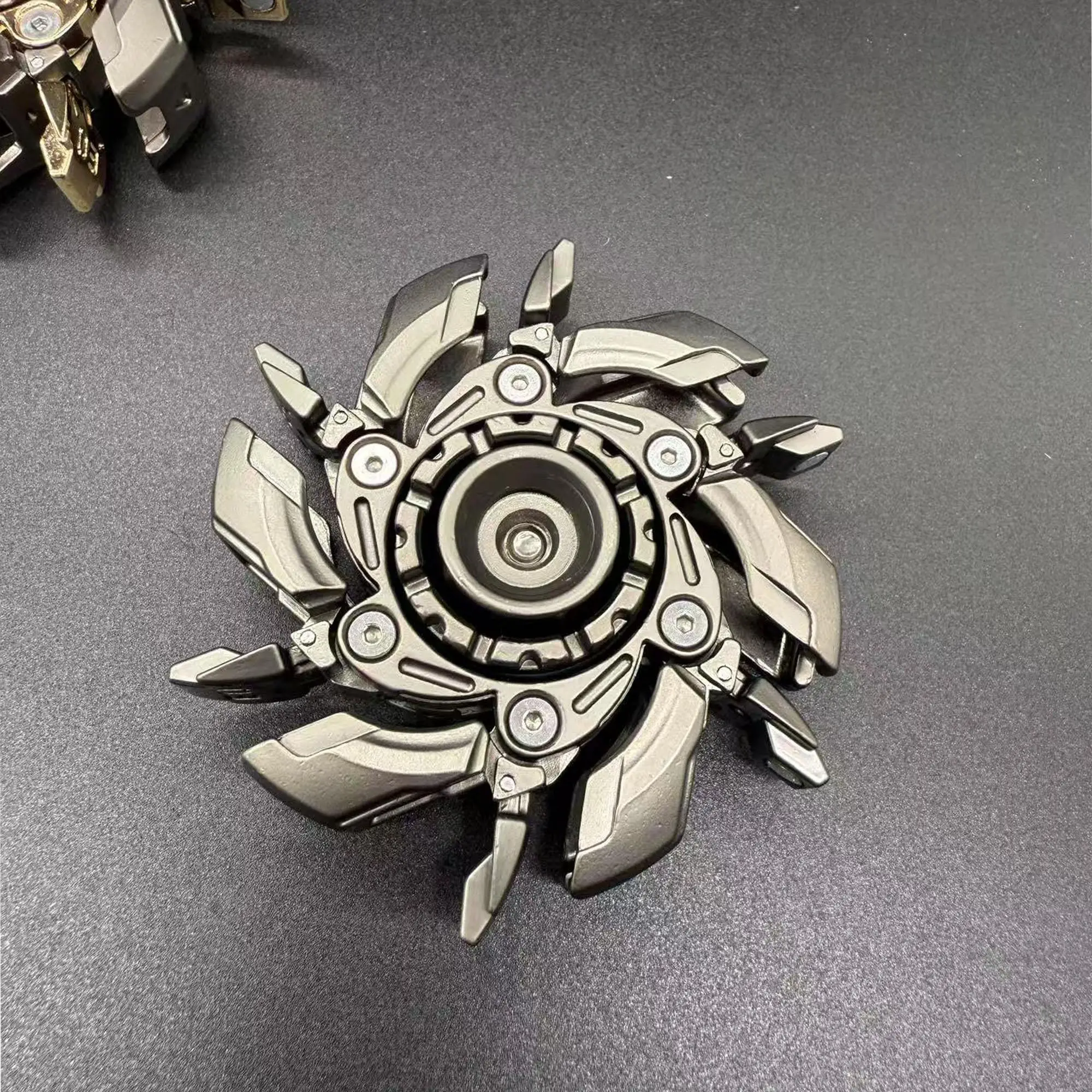 Fidget Spinner Toy, Metal Finger Spinner, Stress Relief Toy for Adults, Office Desk Toy, Fun Gift for Men & Women