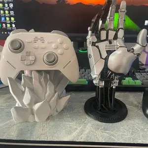 Cyberpunk Style 3D Printed Mechanical Hand Gamepad Holder Model Ornament for Desktop Decoration