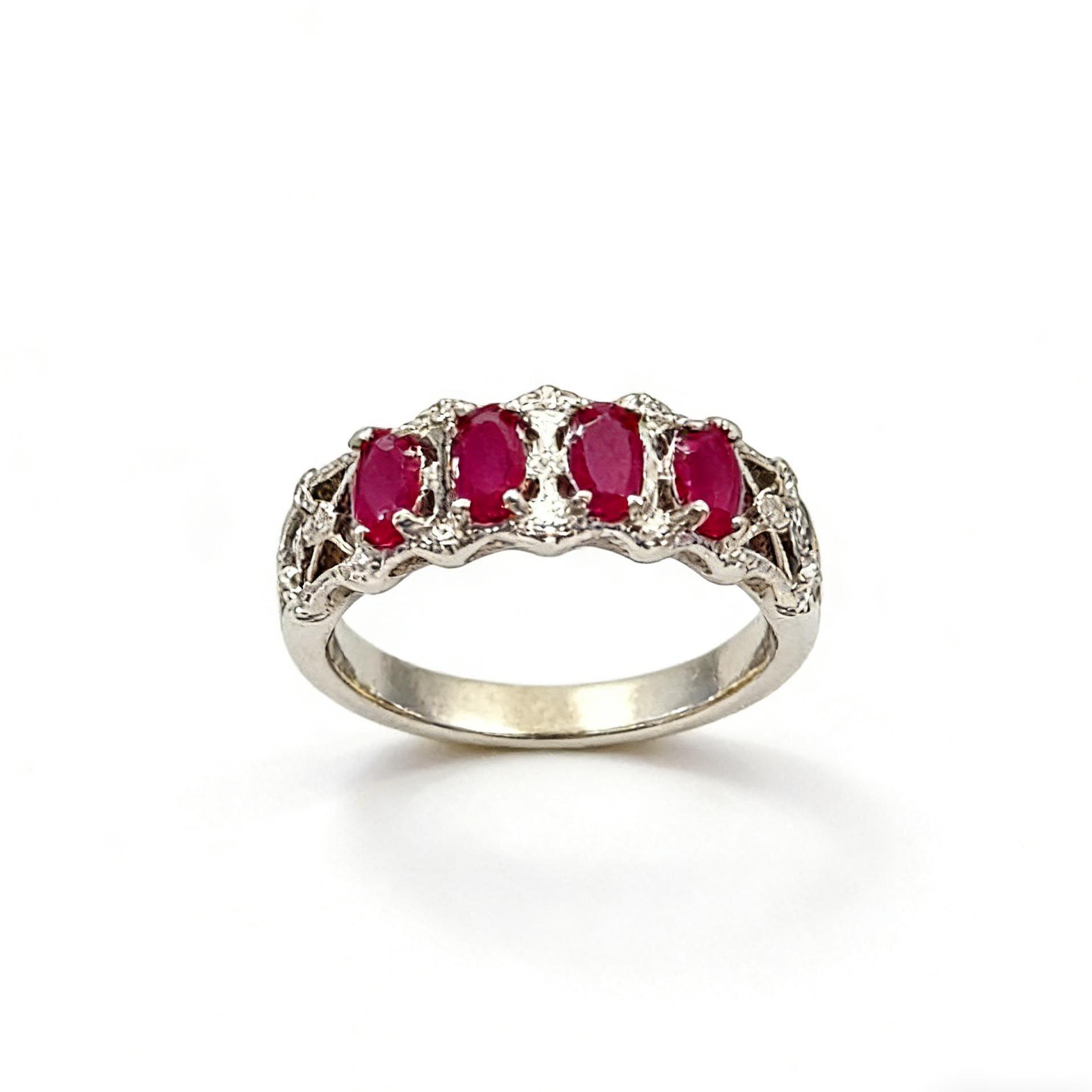 Vintage Ruby Sparkle Ring — Delicate, Fashionable, Premium Feel, Versatile Index Finger Ring for Women