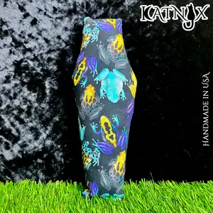 Katnyx Coffin Cat Kicker Toy with Catnip - Poison Dart Frogs