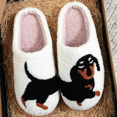 Women’s Cartoon Dog Print Plush Slippers, 1 Pair Casual Soft Comfortable Non-slip Soft Home Slippers, Warm Slippers for Indoor & Outdoor Use for All Seasons