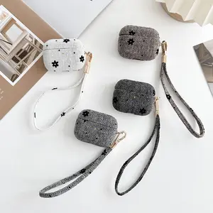 Luxury Snowflake Pattern AirPods Pro 2 Case, Hard Shell Protective Cover for AirPods 1/2/3, Stylish Design, Durable Protection