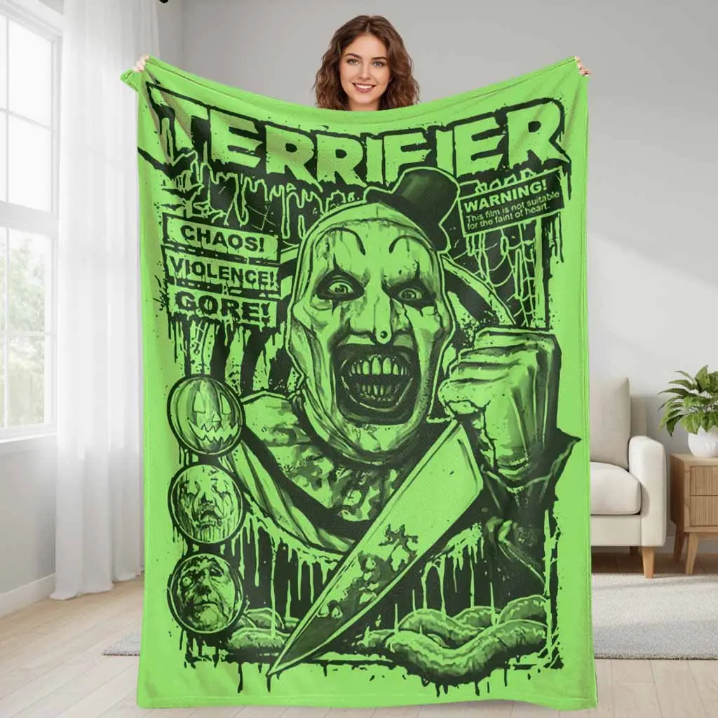Horror Flannel Fabric Blanket - Clown Print, Knife Graphic, Halloween Dark Aesthetic, Soft, Warm, Cozy, Durable, Breathable, Lightweight, Wrinkle Resistant, Machine Washable for Bedroom, Watch Party Gift Decor, Clown Print Blankets