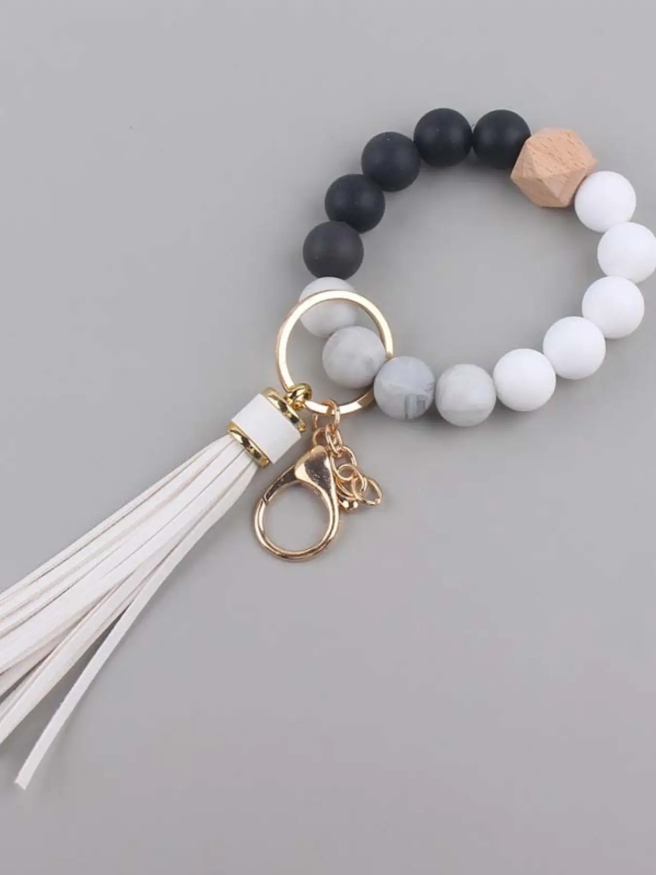 Fashion Colorblock Silicone Beaded Bracelet Keychain with Pu Tassel Decoration, Retro Trendy Wrist Keychain, Portable Car Decorative Pendant Keychain