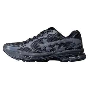 Bravest Studios Kross Kountry Runner "Triple Black"