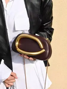 Vintage Metal Box Handbag, Half Moon Purse, Elegant Design, Suitable for Women and Teens, Daily Use, Fashion Accessory for Any Occasion