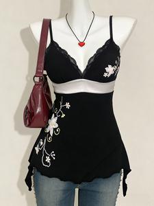 Vintage Floral Embroidery Tank Top, Lace Spaghetti Strap, Y2K Style Contrast Lace, Sleeveless Slim-Fit, Summer Grunge Vacation Wear for Women