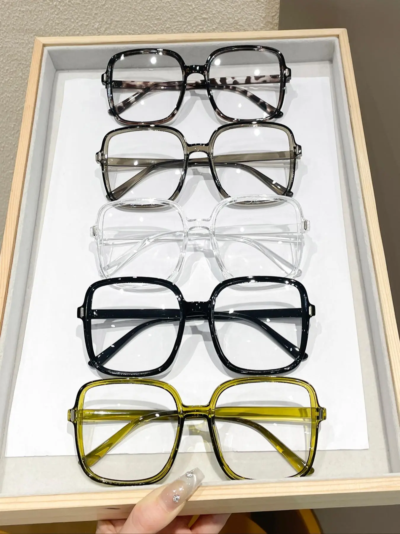 Unisex Square Frame Eyeglasses, Trendy Casual Eyeglasses for Everyday Use, Fashion Accessories for Outdoor Activities