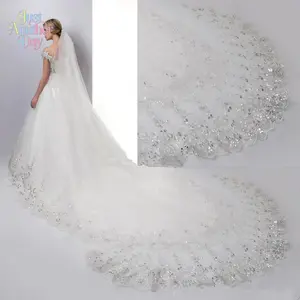 Luxury Sequin Lace Cathedral Wedding Veil Long Bridal Trailing Veil with Sparkling Gold-Trimmed Lace Perfect for Grand Church Ceremonies and Ball Gown Wedding Dresses