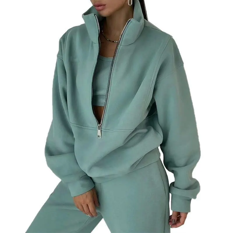 Women's Two-Piece Fleece Sweatshirt Set: Lightweight Casual Tracksuit with Baggy Joggers - Minimalist Gym Sport Fashion
