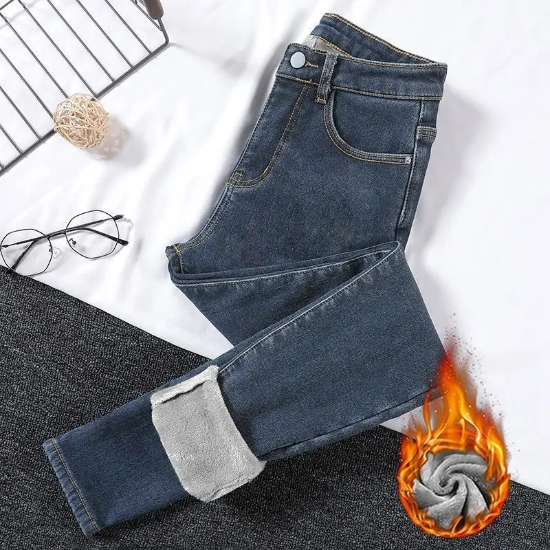 000 Blue Grey [Plush]