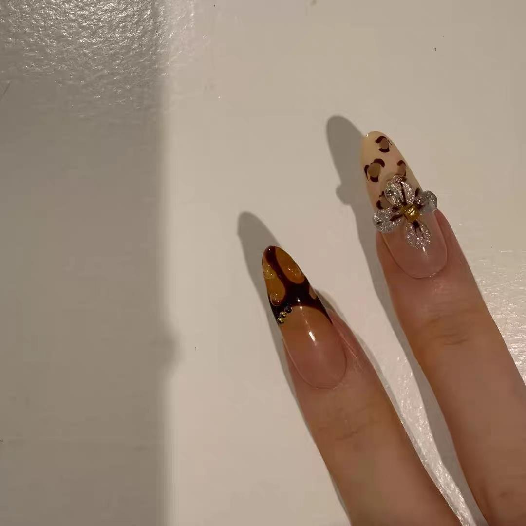 【Lucy UU】3 Styles Luxury Tropical 3D Floral Press On Nails Ocean Jellyfish Red French Silver Glitter Pink French Leopard Print Long Stiletto Shape Handmade Reusable Fake Nail For Women