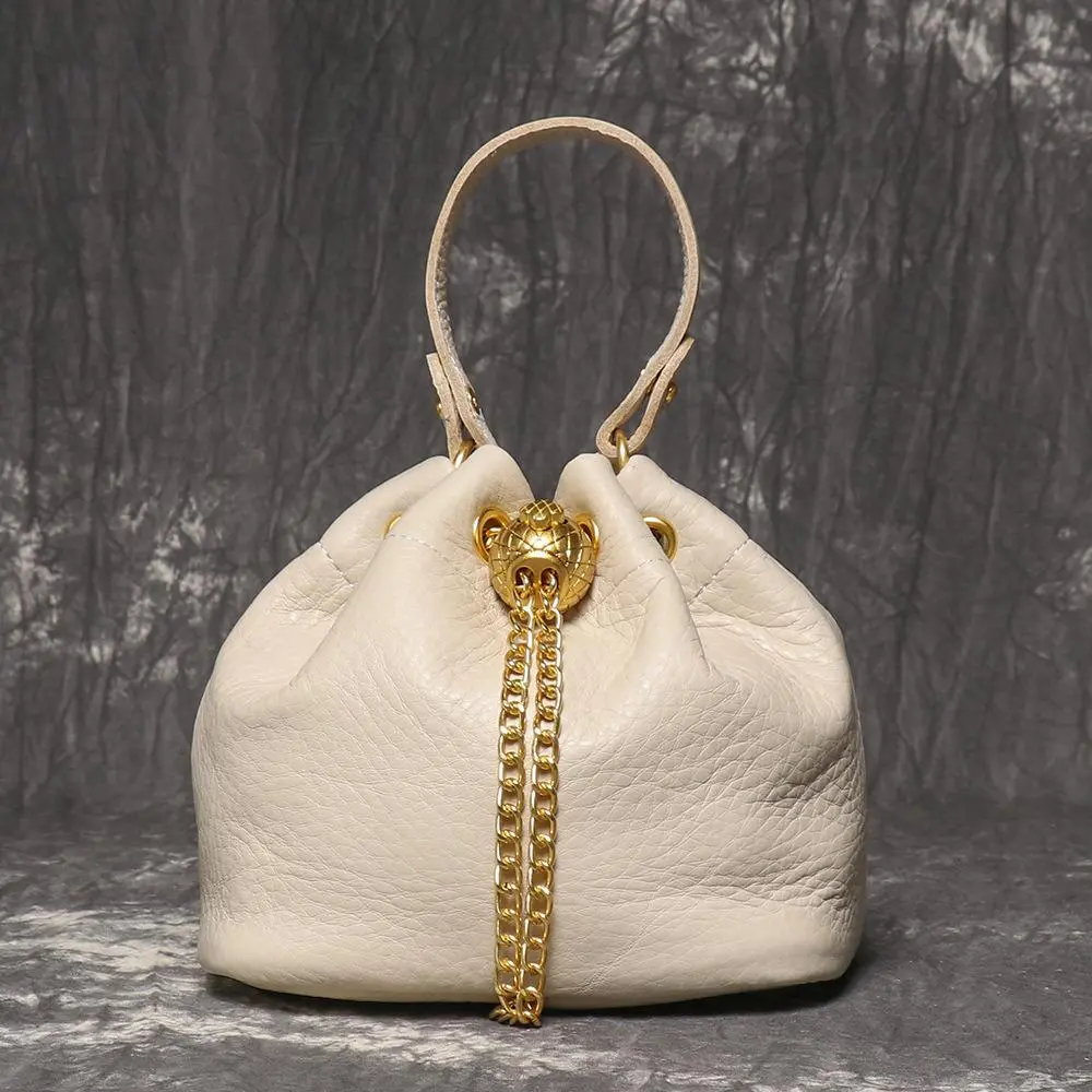 Women's Genuine Leather Bucket Bag, Contemporary Plain Evening Handbag with a Detachable Chain Strap for Multiway Carry, Detachable Strap, Athletic, Chain-Studded Strap