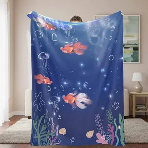Goldfish & Jellyfish Seascape Flannel Blanket, Underwater Marine Life Character Graphic Throw, Fish Theme Novelty Plush Soft Warm Cozy Lightweight Decorative Bedding for Sofa Bedroom, Home Decor Gift, Character Graphic Blankets, Fish Theme Blankets
