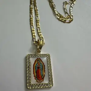 Virgen de Guadalupe Gold-Plated Necklace - Unisex, Metal Coating, Available Sizes, Chain Design, Elegant Jewelry for Any Occasion