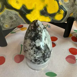 Moonstone Egg for Intuition & New Beginnings – Crystal for Feminine Energy, Balance and Inner Wisdom