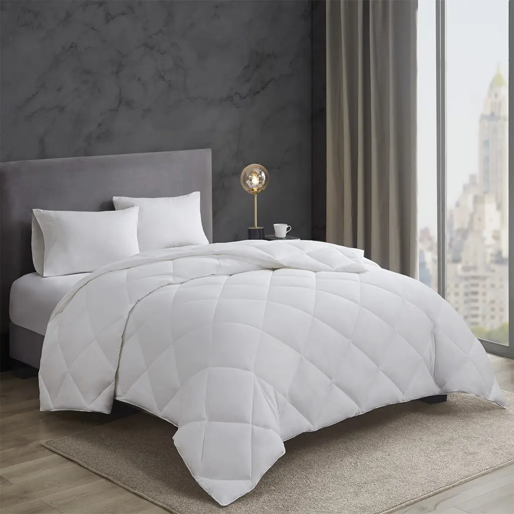 Soft Breathable Hypoallergenic Cotton Comforter with Down Alternative Fill – Reversible Duvet Insert for All-Season Lightweight Warmth, Machine Washable Bedding for Bedroom, Guest Room, Dorm, Hotel – Queen/Full Size Options