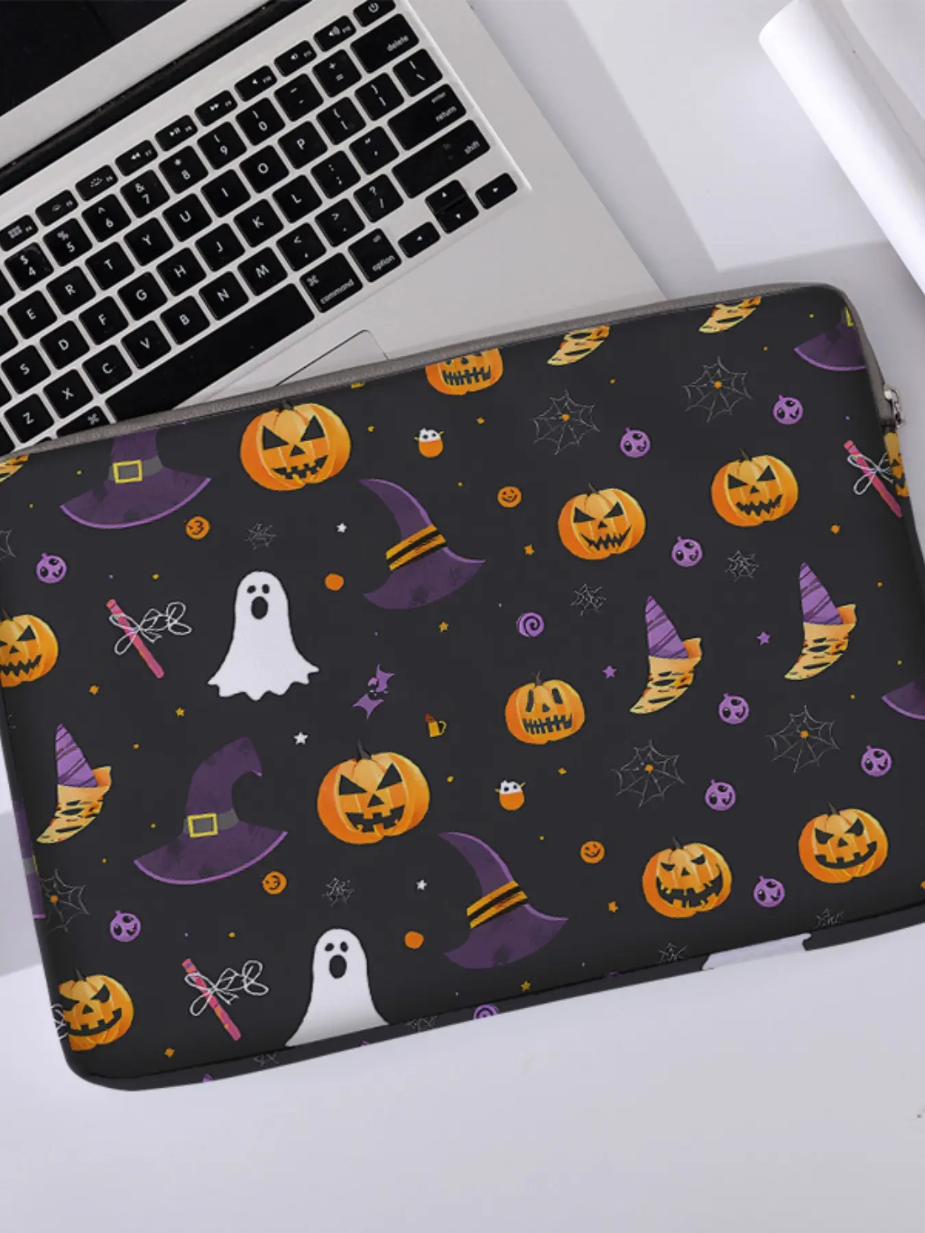 Halloween Pumpkin Ghost Witch Hat Print Laptop Bag, Soft Notebook Sleeve, Fits Laptops & Tablets, Zippered Storage Pouch